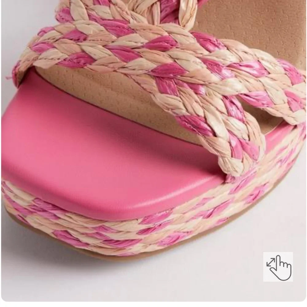 Torrid Size 11.5 Pink Wide Width T-Strap Platform Raffia Wedge Sandals NWT - Picture 4 of 10